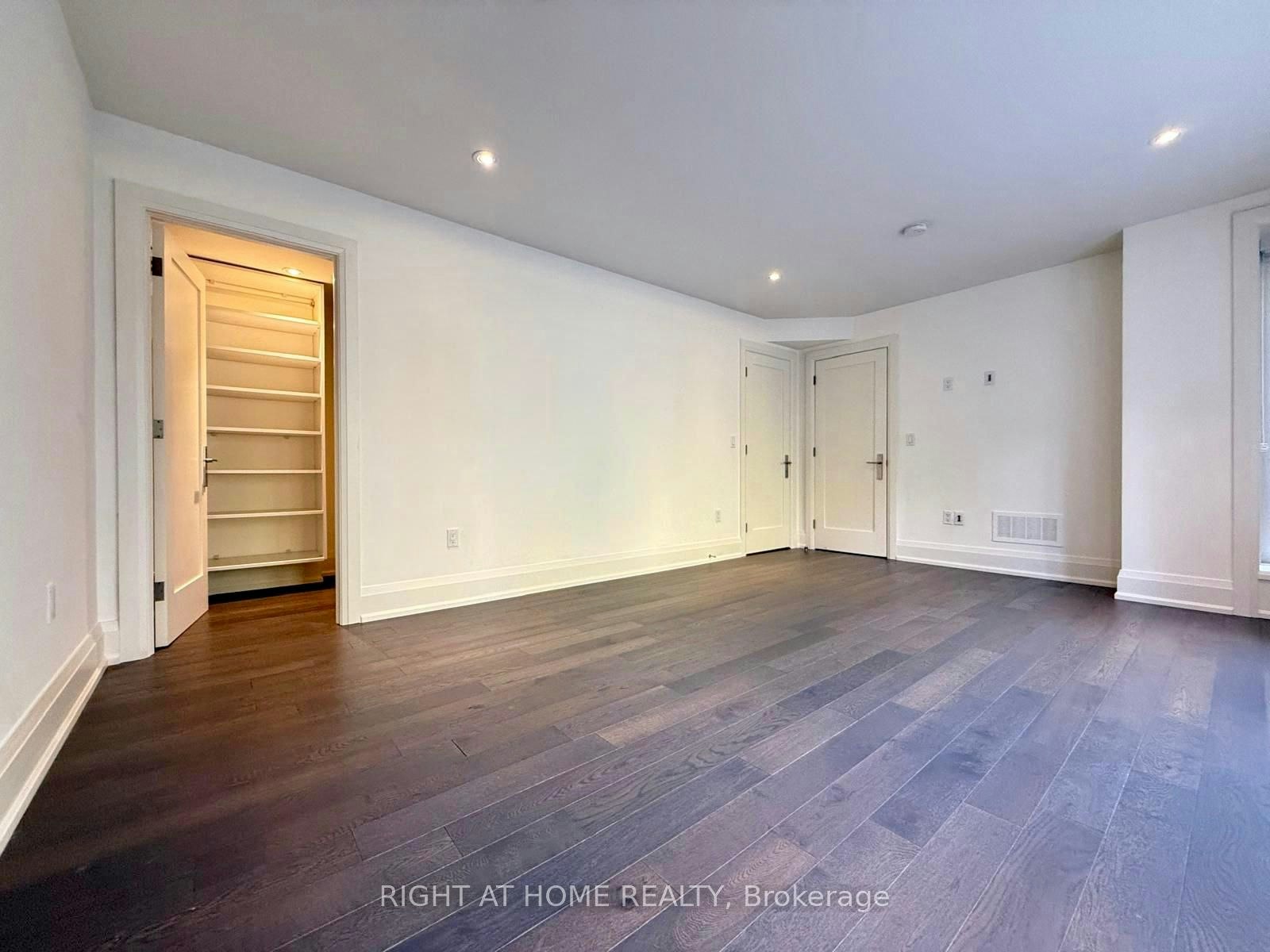 Basemnt-56 Lloydminster Crescent, Toronto, ON, M2M 2S1 - 10
