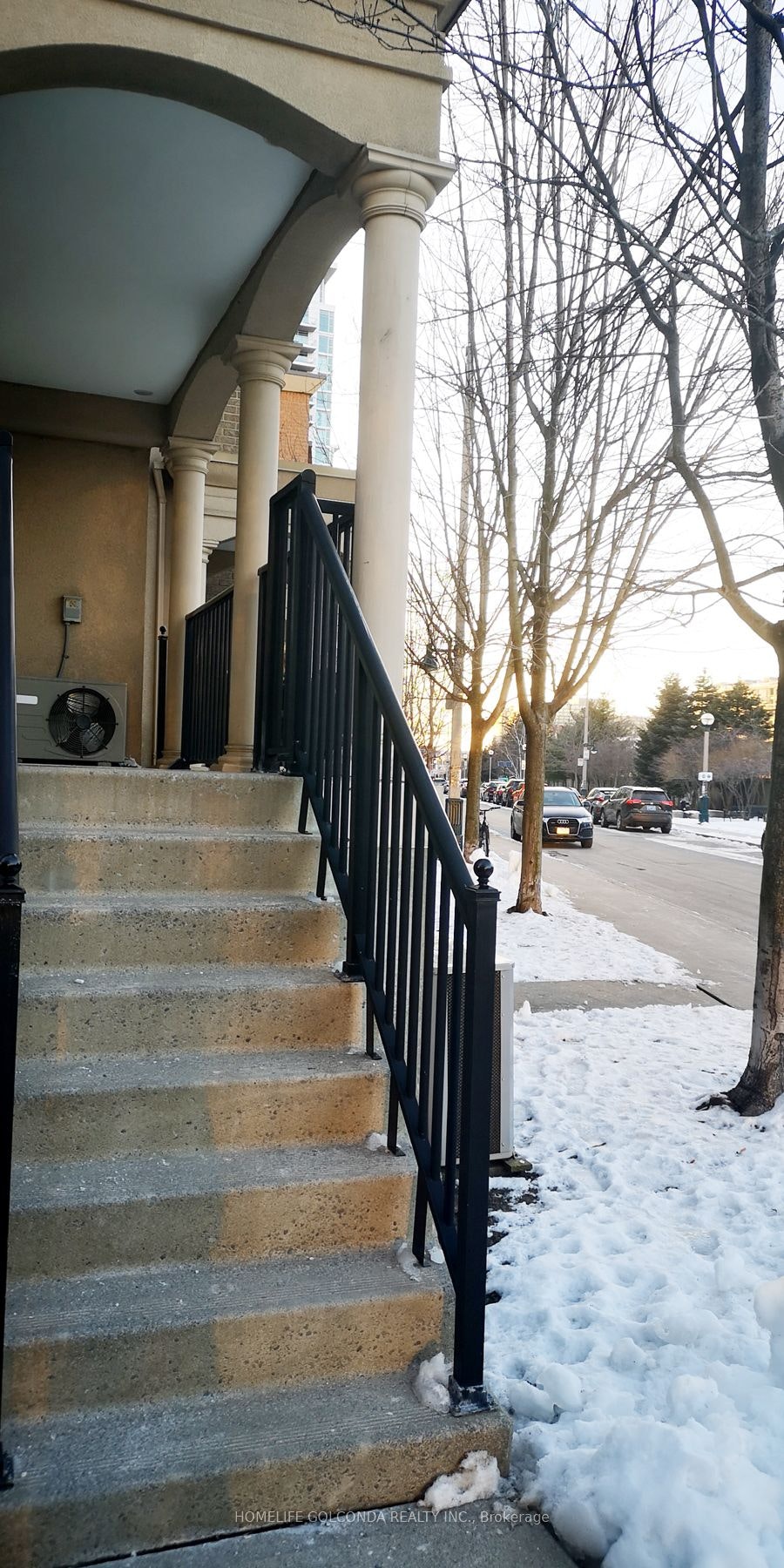 301-30 Western Battery Road, Toronto, ON, M6K 3N9 - 2
