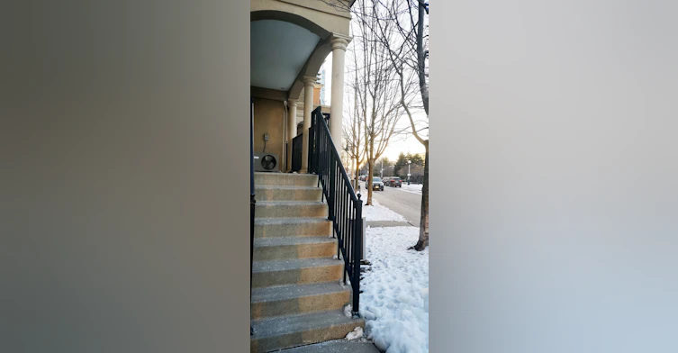 301-30 Western Battery Road, Toronto, ON, M6K 3N9 - 2