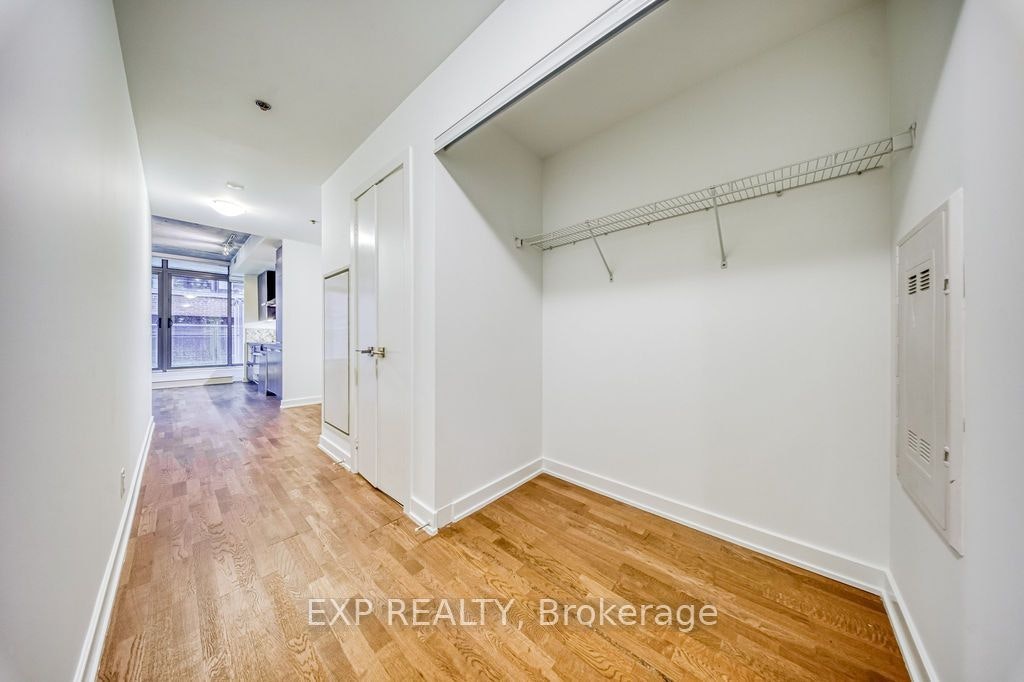 305-15 Beverley Street, Toronto, ON, M5T 0B3 - 5