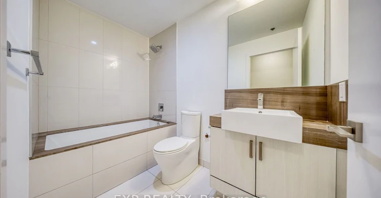 305-15 Beverley Street, Toronto, ON, M5T 0B3 - 8
