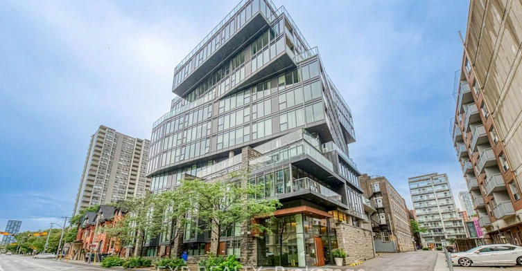 305-15 Beverley Street, Toronto, ON, M5T 0B3