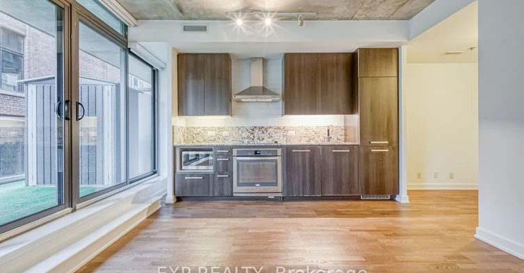 305-15 Beverley Street, Toronto, ON, M5T 0B3 - 12
