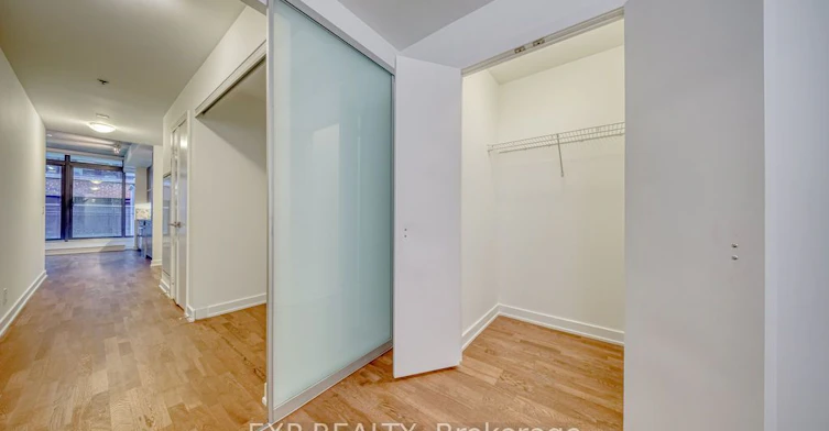 305-15 Beverley Street, Toronto, ON, M5T 0B3 - 17