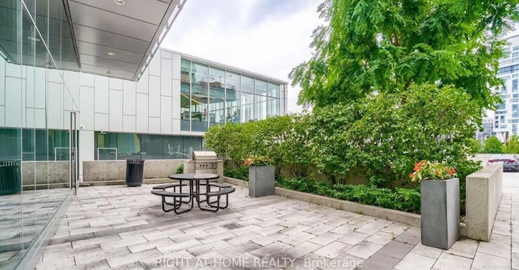204-170 Fort York Boulevard, Toronto, ON, M5V 0E6 - 24