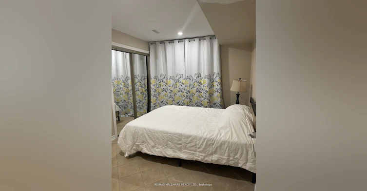 7 Nevada Avenue, Toronto, ON, M2M 3N9 - 9