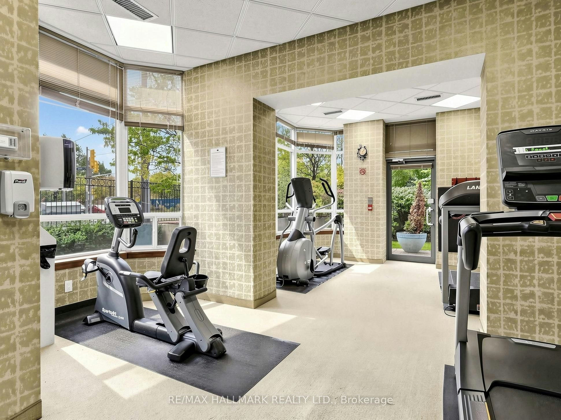 1808-35 Finch Avenue E, Toronto, ON, M2N 6Z8 - 29