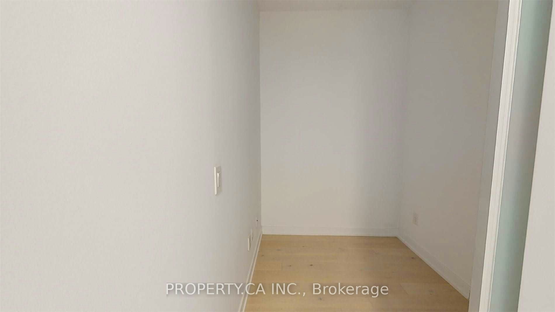 5012-488 University Avenue, Toronto, ON, M5G 0C1 - 13