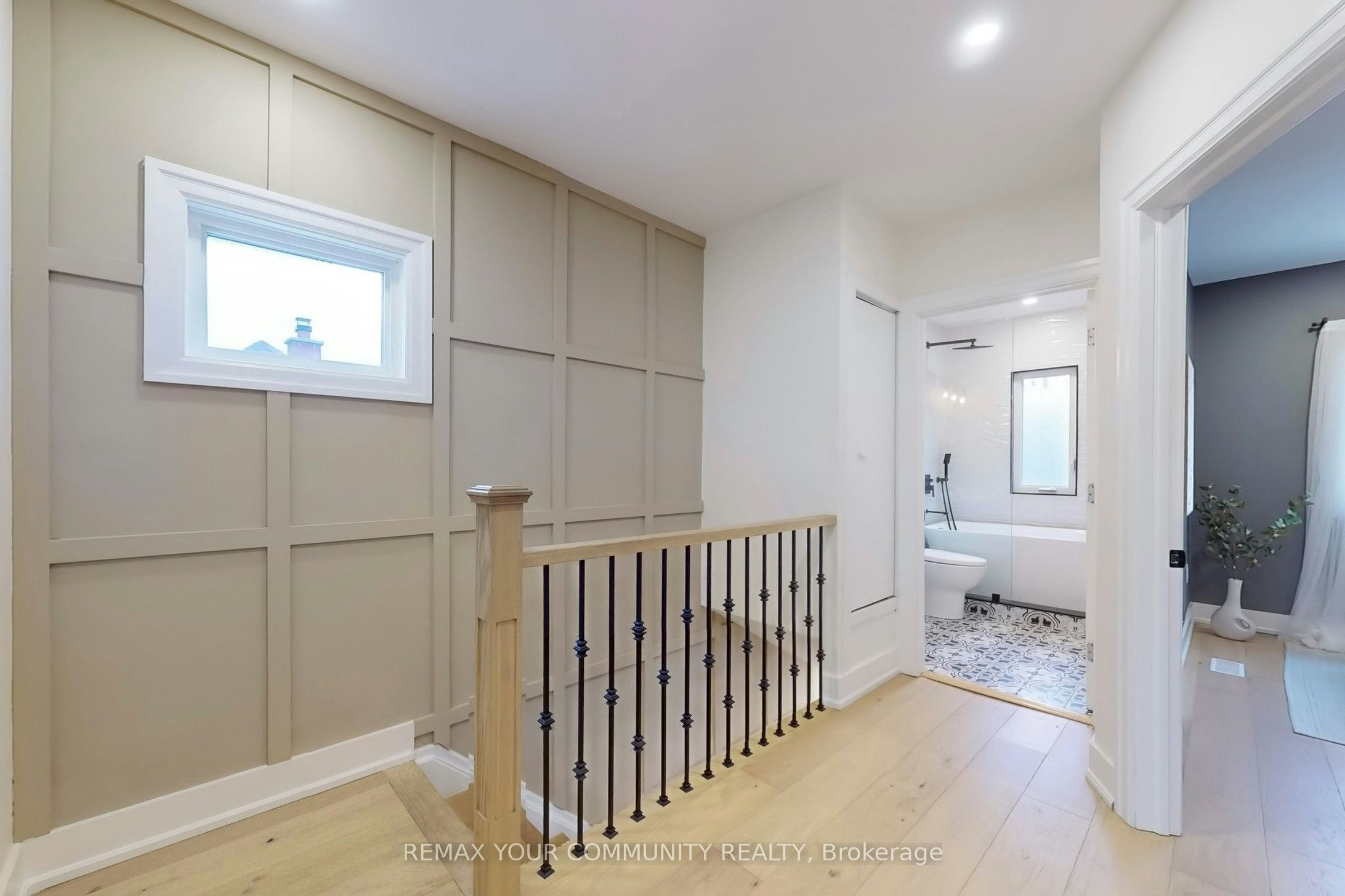 196 Lawrence Avenue W, Toronto, ON, M5M 1A8 - 12