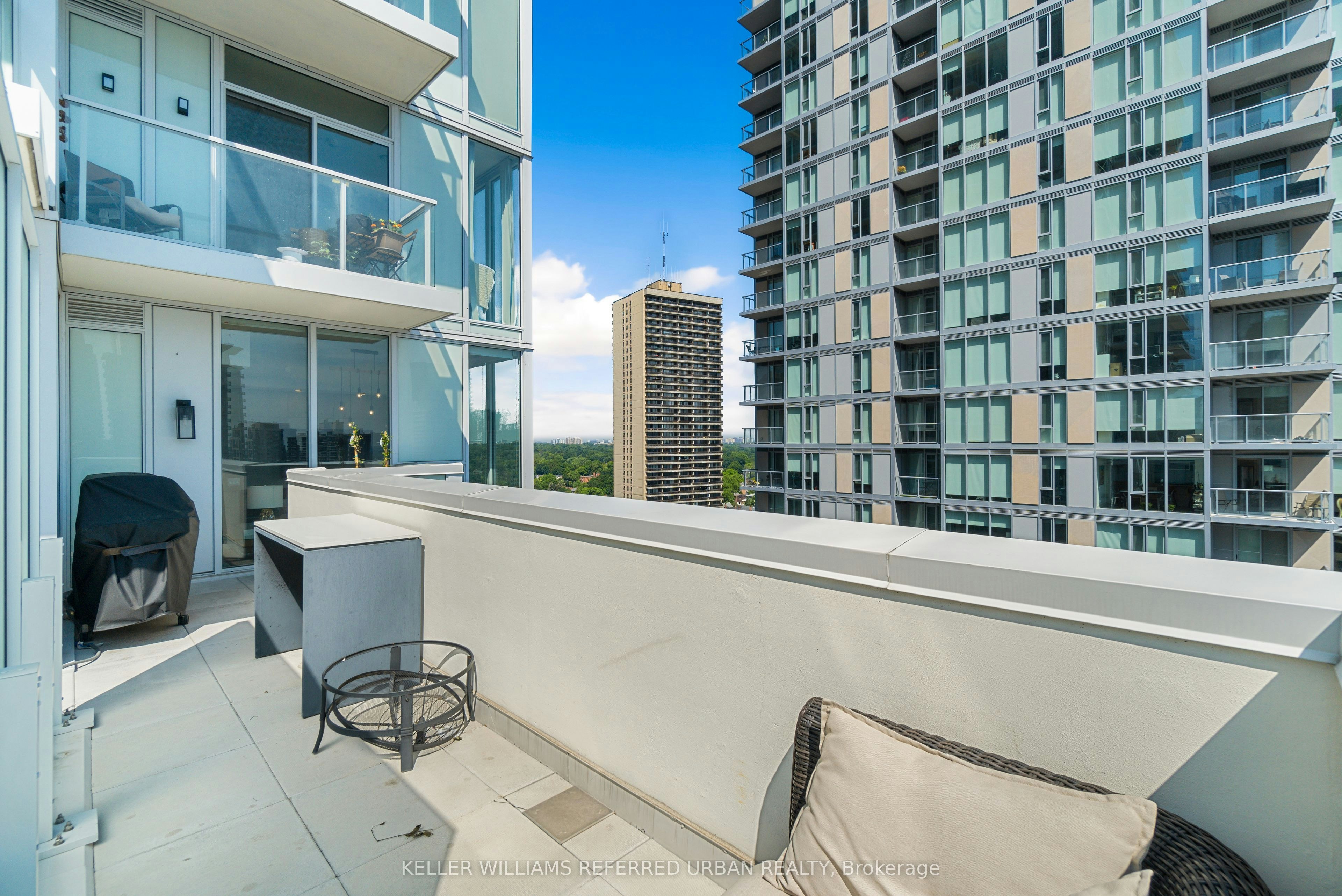 1203-33 Helendale Street, Toronto, ON, M4R 1C5 - 11