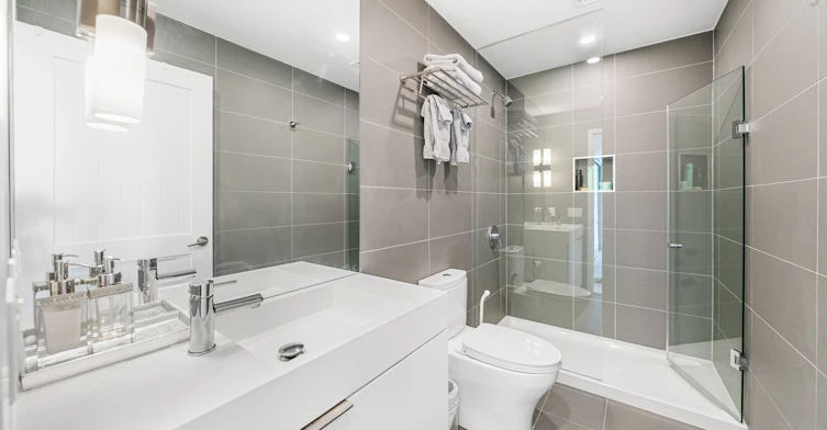 1203-33 Helendale Street, Toronto, ON, M4R 1C5 - 39
