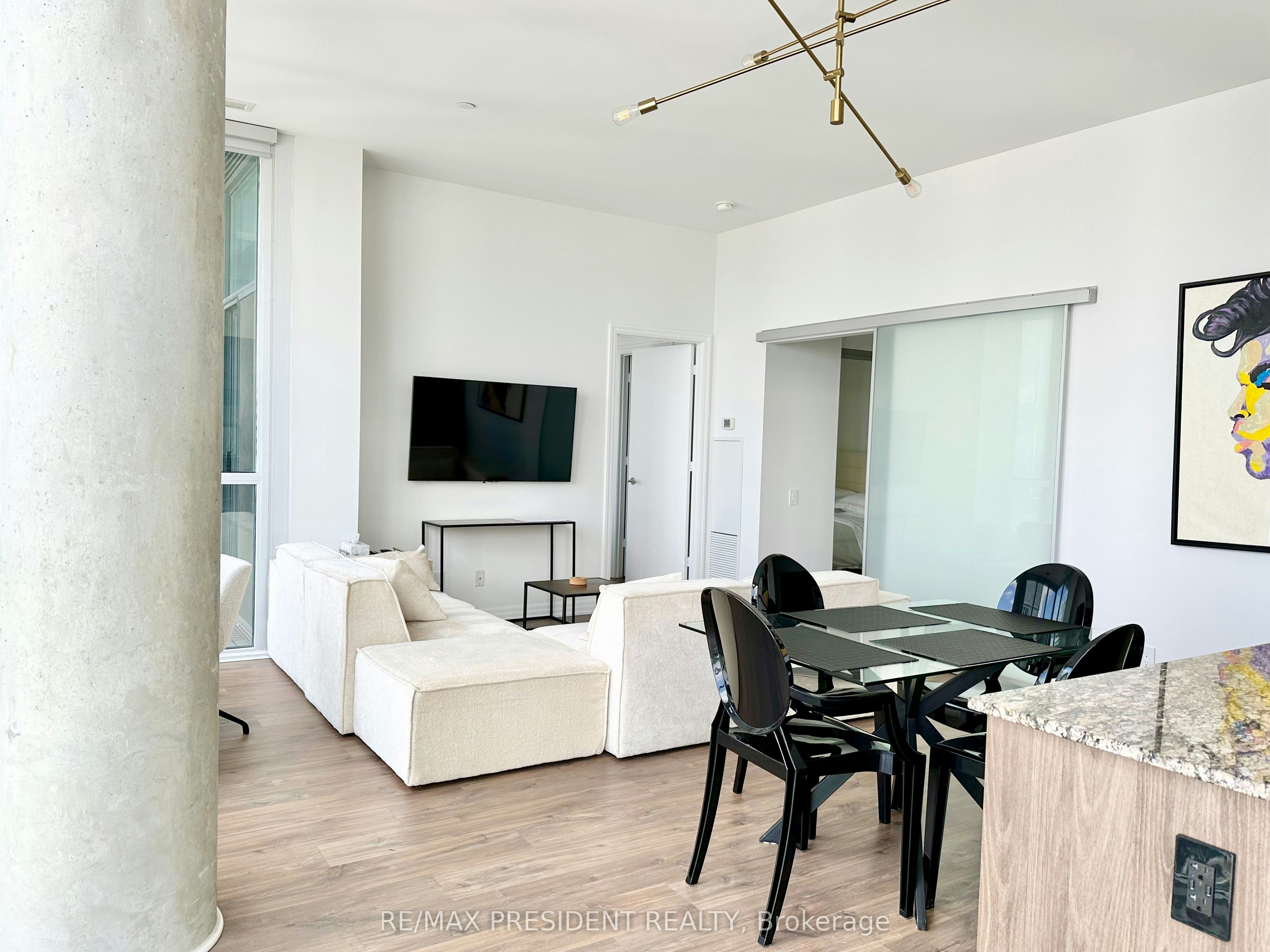 PH 1-88 Blue Jays Way, Toronto, ON, M5V 0L7 - 9