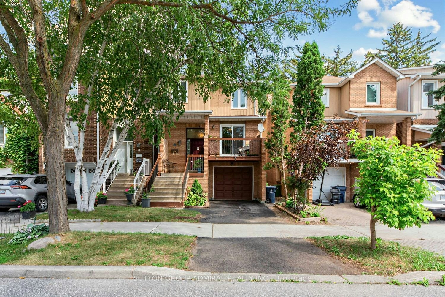19 Carnival Court, Toronto, ON, M2R 3T7