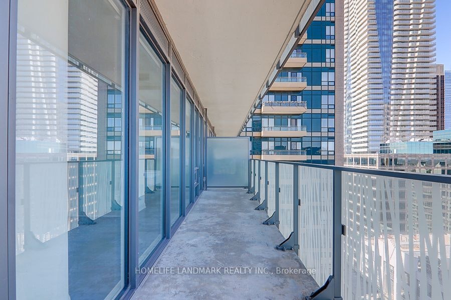 2209-42 Charles Street E, Toronto, ON, M4Y 1N3 - 29