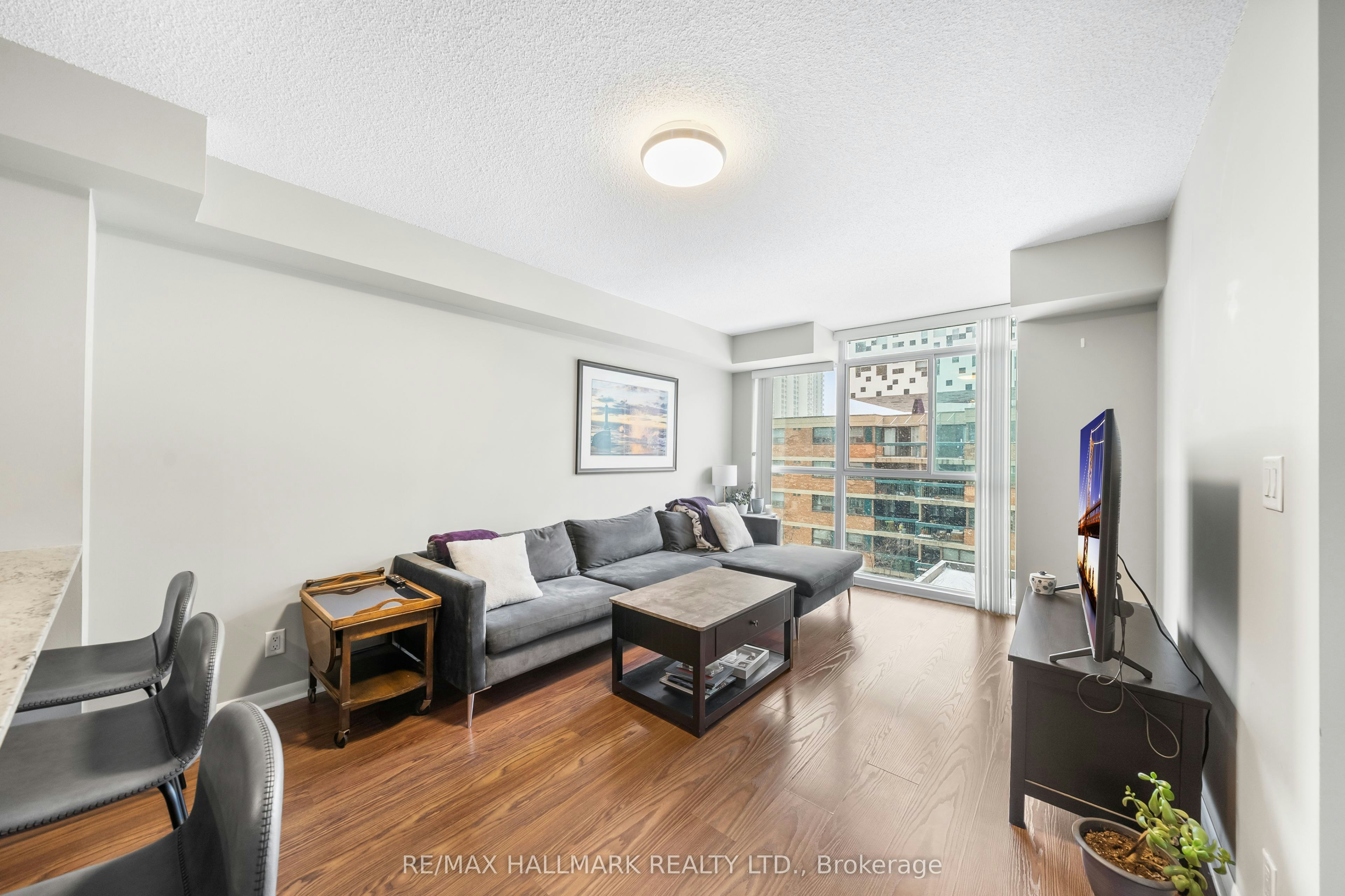 715-96 St Patrick Street, Toronto, ON, M5T 1V2 - 10