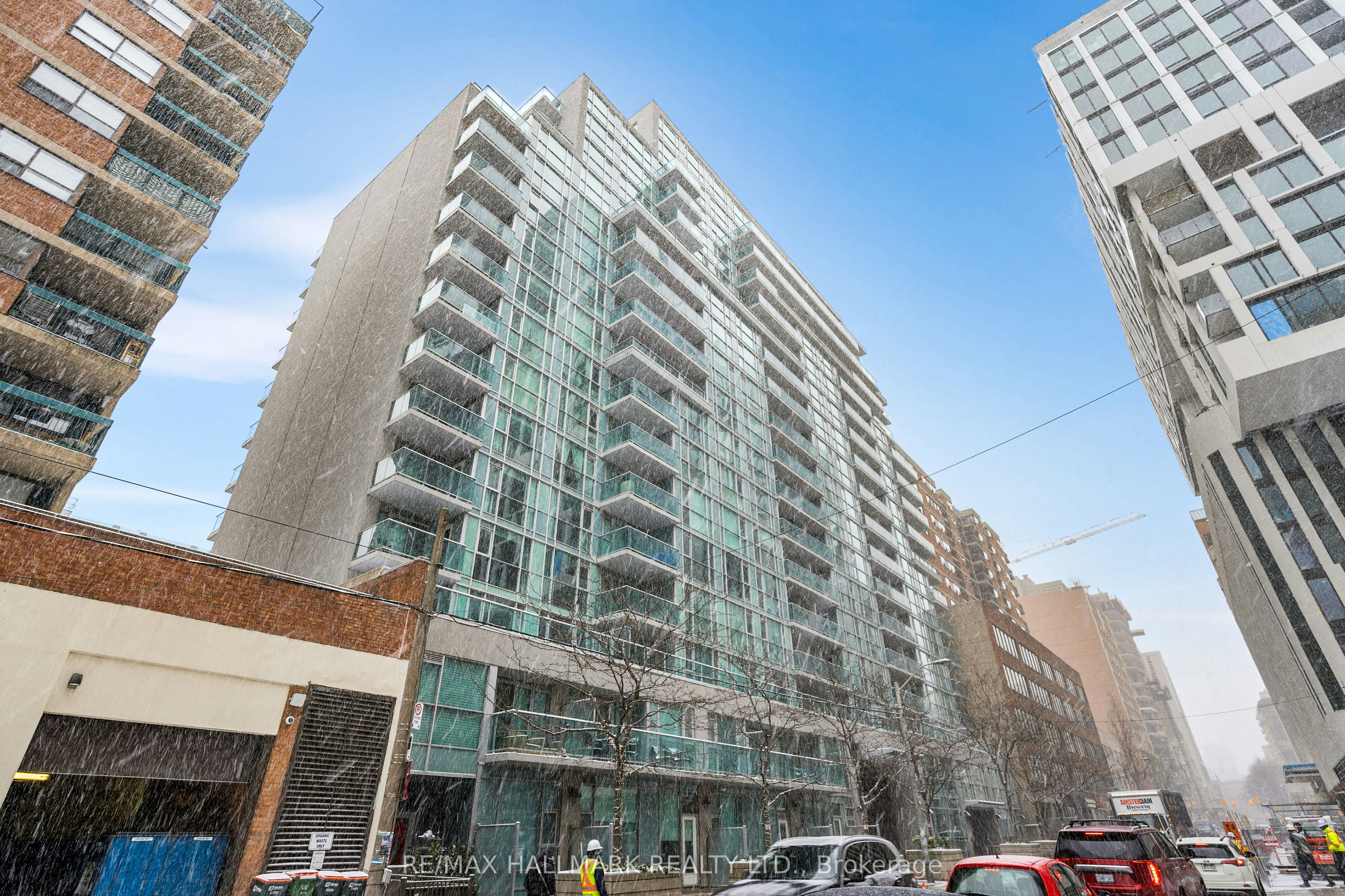 715-96 St Patrick Street, Toronto, ON, M5T 1V2 - 2