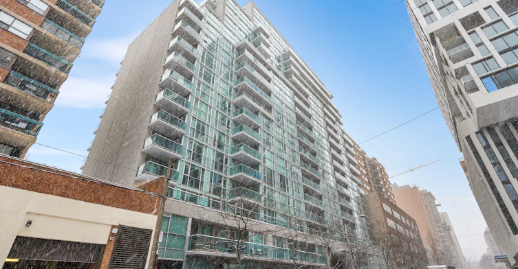 715-96 St Patrick Street, Toronto, ON, M5T 1V2 - 2