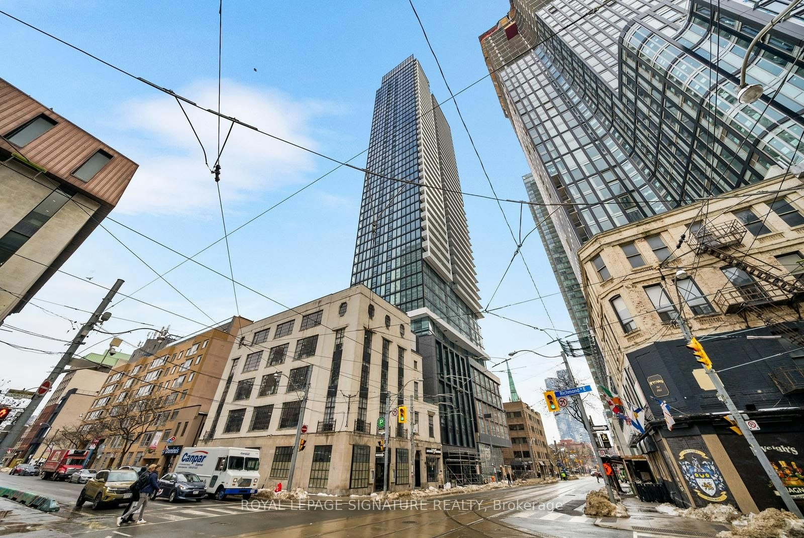 2207-89 Church Street, Toronto, ON, M5C 2G3