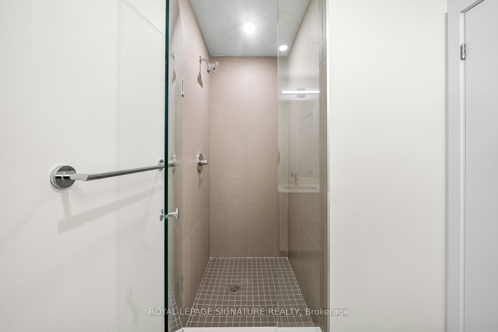 2207-89 Church Street, Toronto, ON, M5C 2G3 - 21