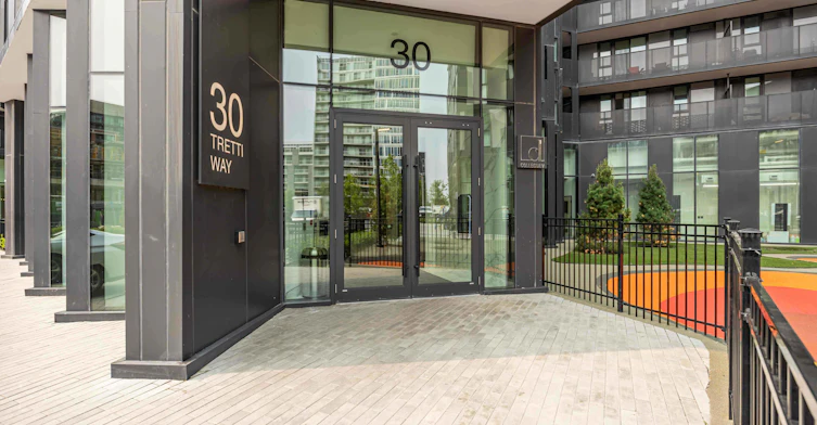 216-30 Tretti Way, Toronto, ON, M3H 0E3 - 39