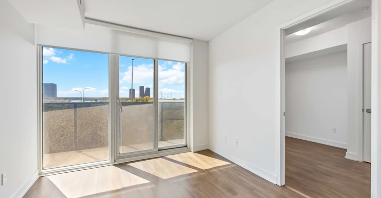 216-30 Tretti Way, Toronto, ON, M3H 0E3 - 12