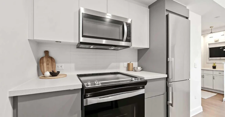 216-30 Tretti Way, Toronto, ON, M3H 0E3 - 16