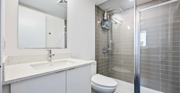 216-30 Tretti Way, Toronto, ON, M3H 0E3 - 24