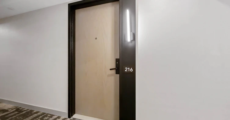 216-30 Tretti Way, Toronto, ON, M3H 0E3 - 4