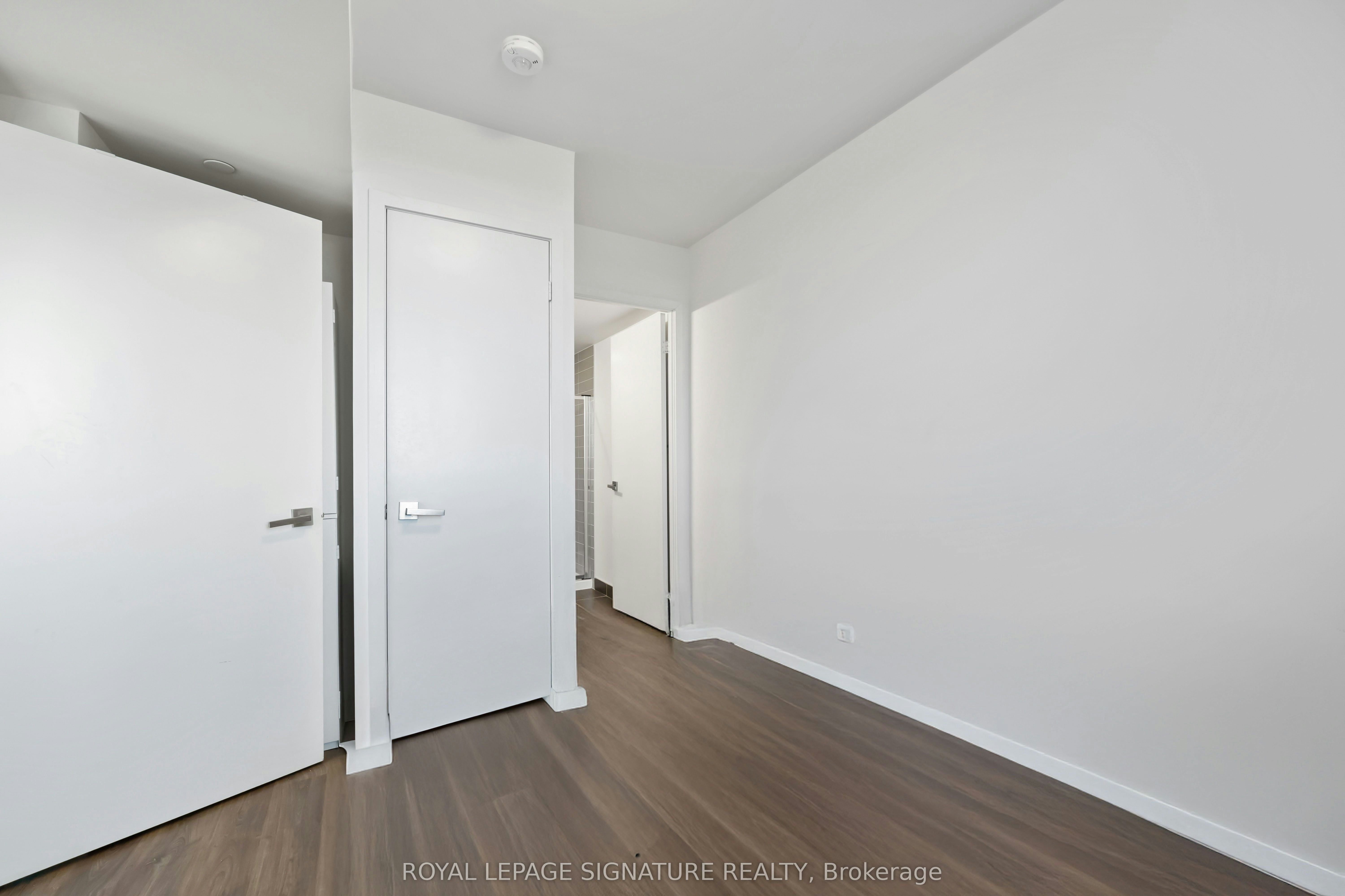 216-30 Tretti Way, Toronto, ON, M3H 0E3 - 22