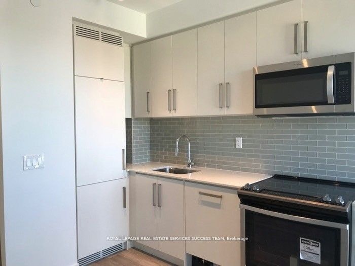 2205-5180 Yonge Street, Toronto, ON, M2N 5P6 - 2