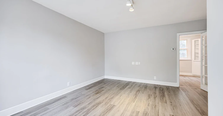32 Oxton Avenue, Toronto, ON, M5P 1L9 - 4