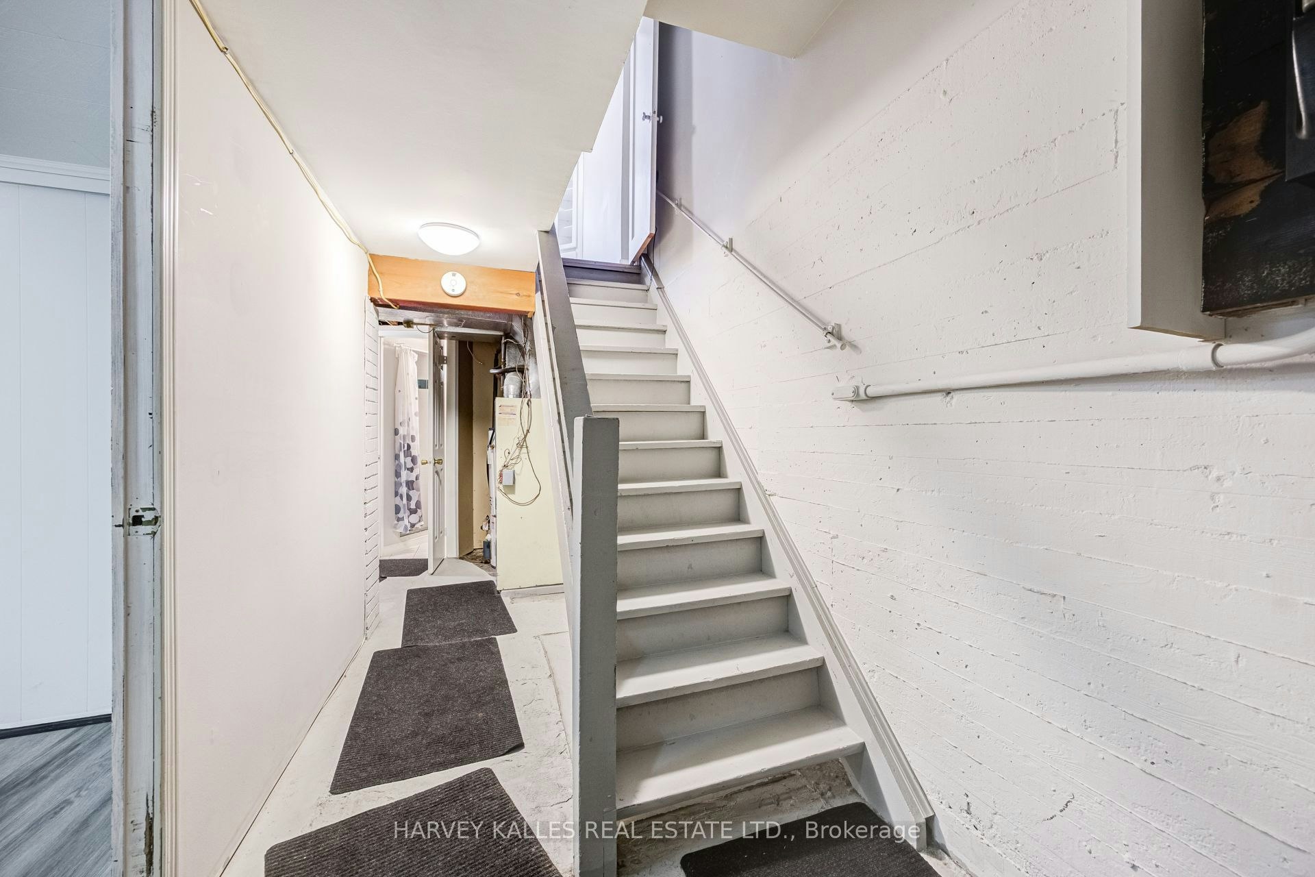 32 Oxton Avenue, Toronto, ON, M5P 1L9 - 17