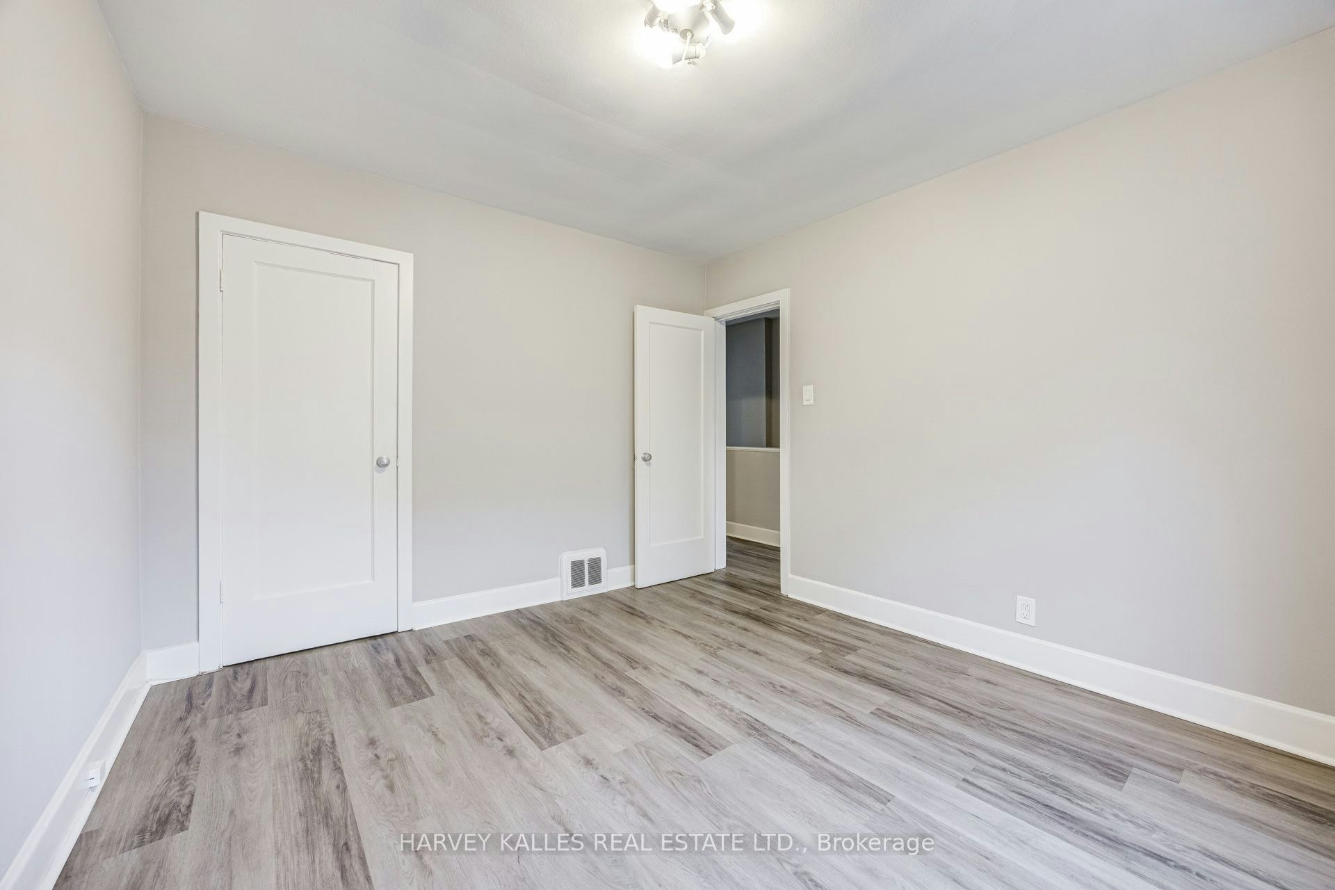 32 Oxton Avenue, Toronto, ON, M5P 1L9 - 14
