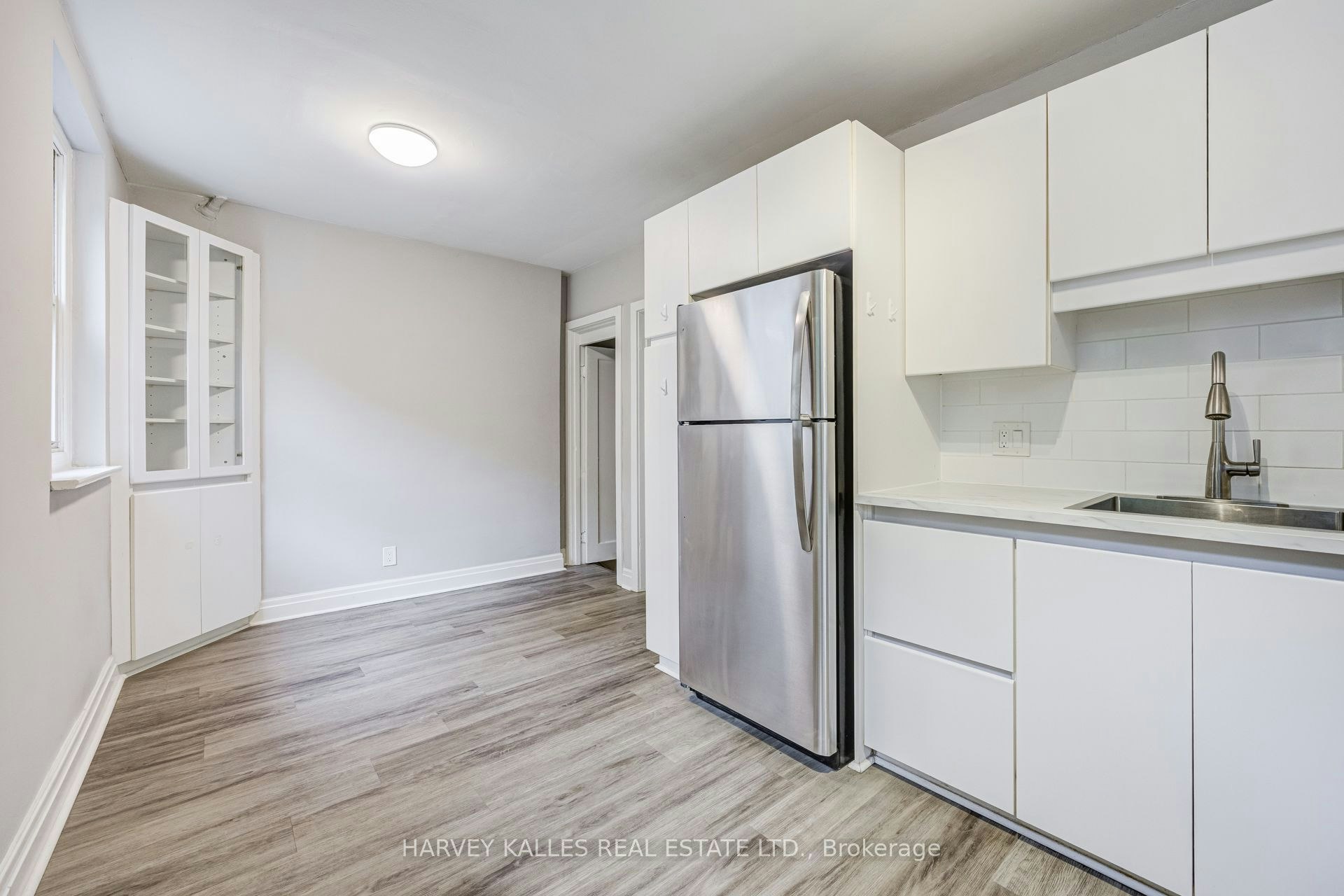 32 Oxton Avenue, Toronto, ON, M5P 1L9 - 9