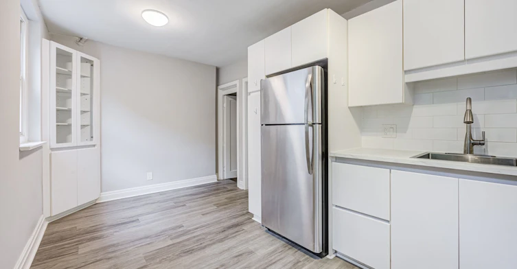 32 Oxton Avenue, Toronto, ON, M5P 1L9 - 9