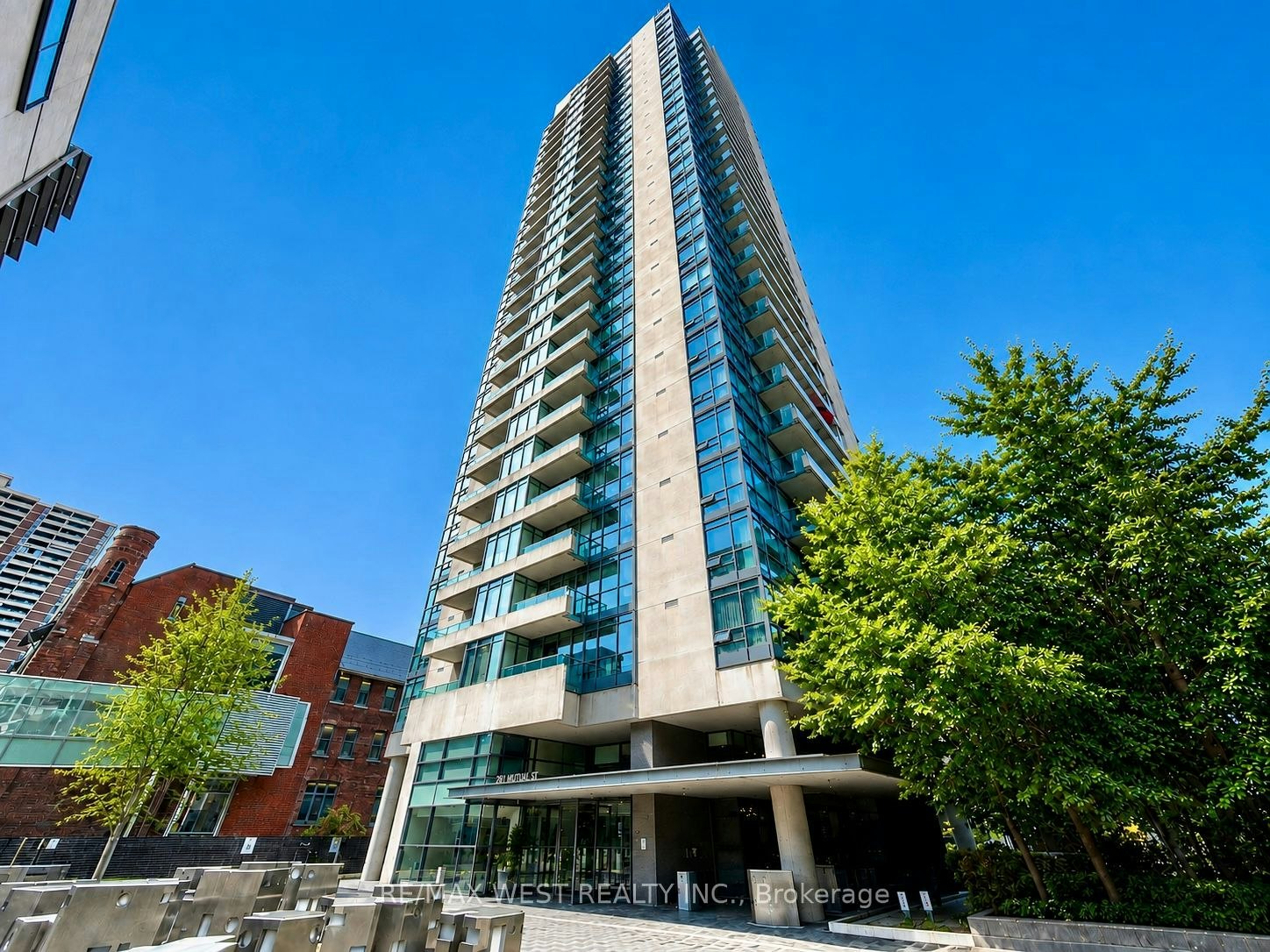 2408-281 Mutual Street, Toronto, ON, M4Y 3C4