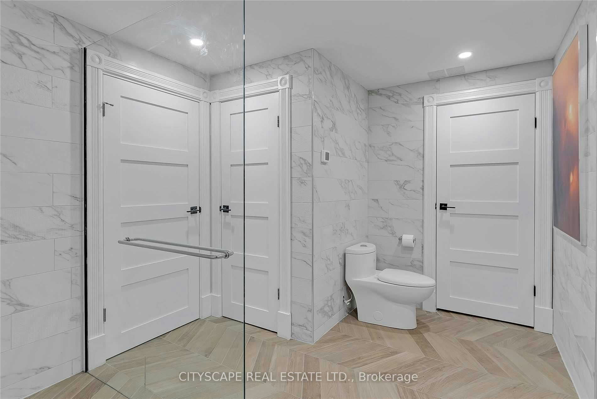 #2 Upper-180 Strachan Avenue, Toronto, ON, M6J 2S9 - 30
