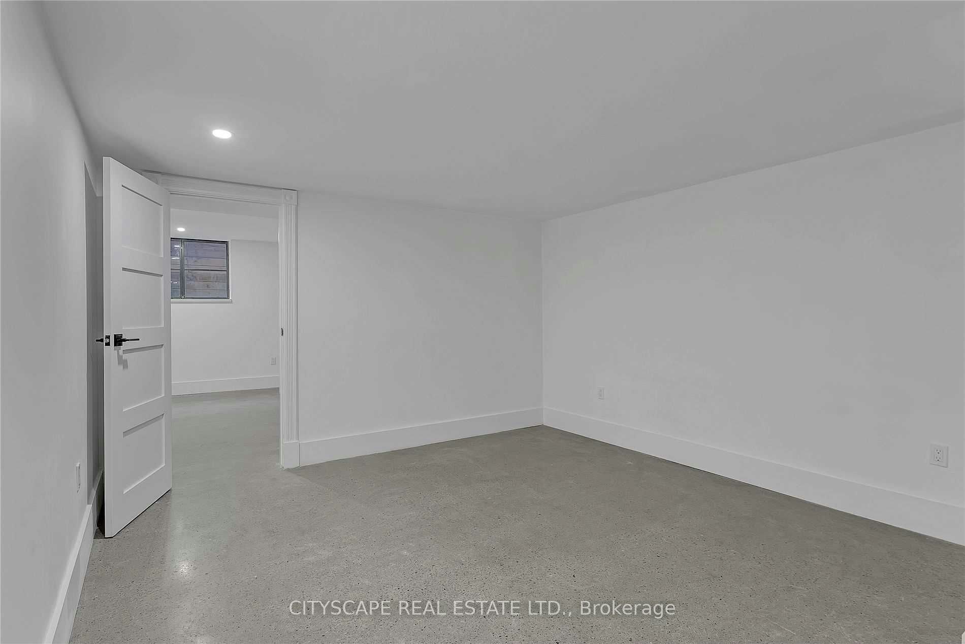 #2 Upper-180 Strachan Avenue, Toronto, ON, M6J 2S9 - 23
