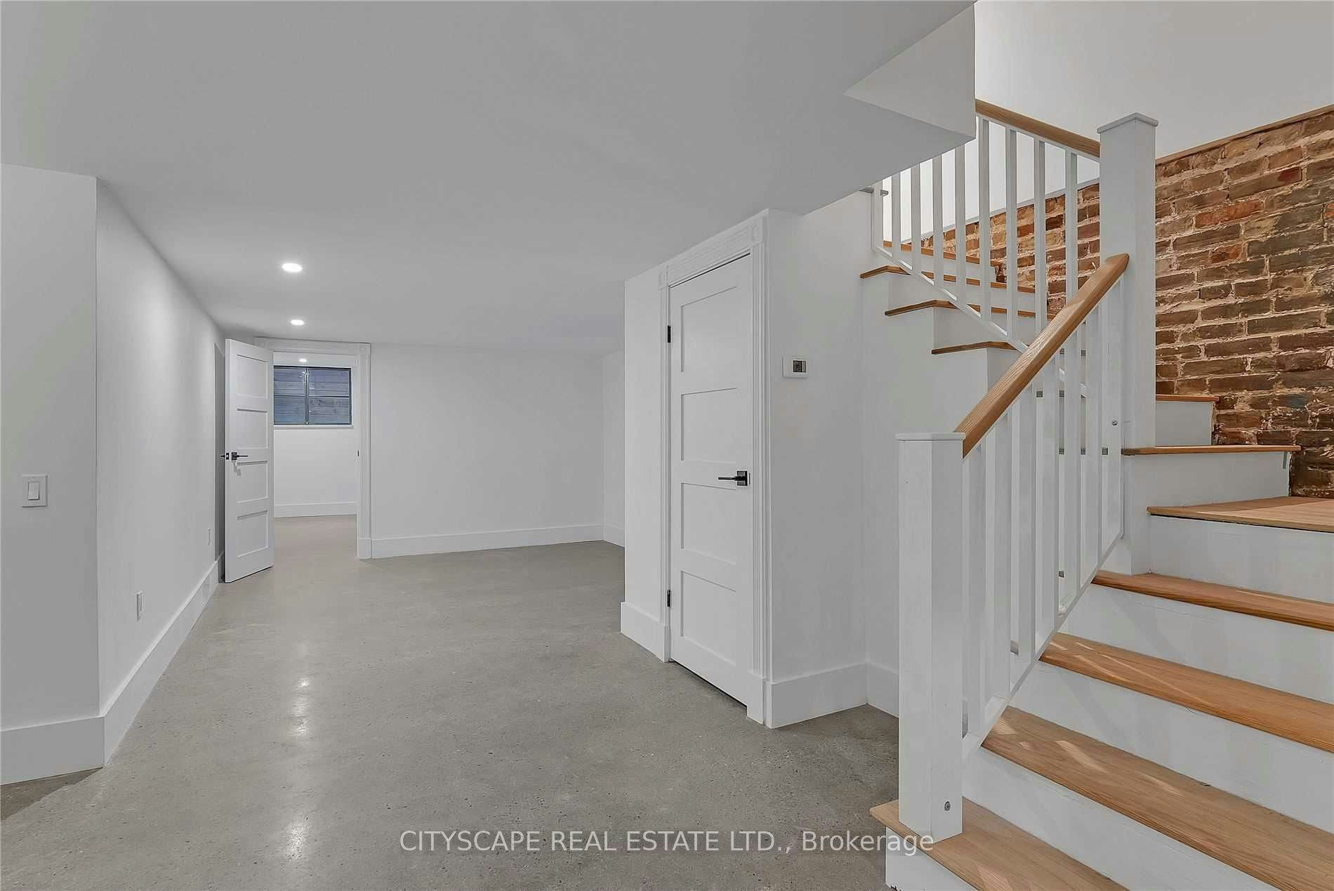 #2 Upper-180 Strachan Avenue, Toronto, ON, M6J 2S9 - 21