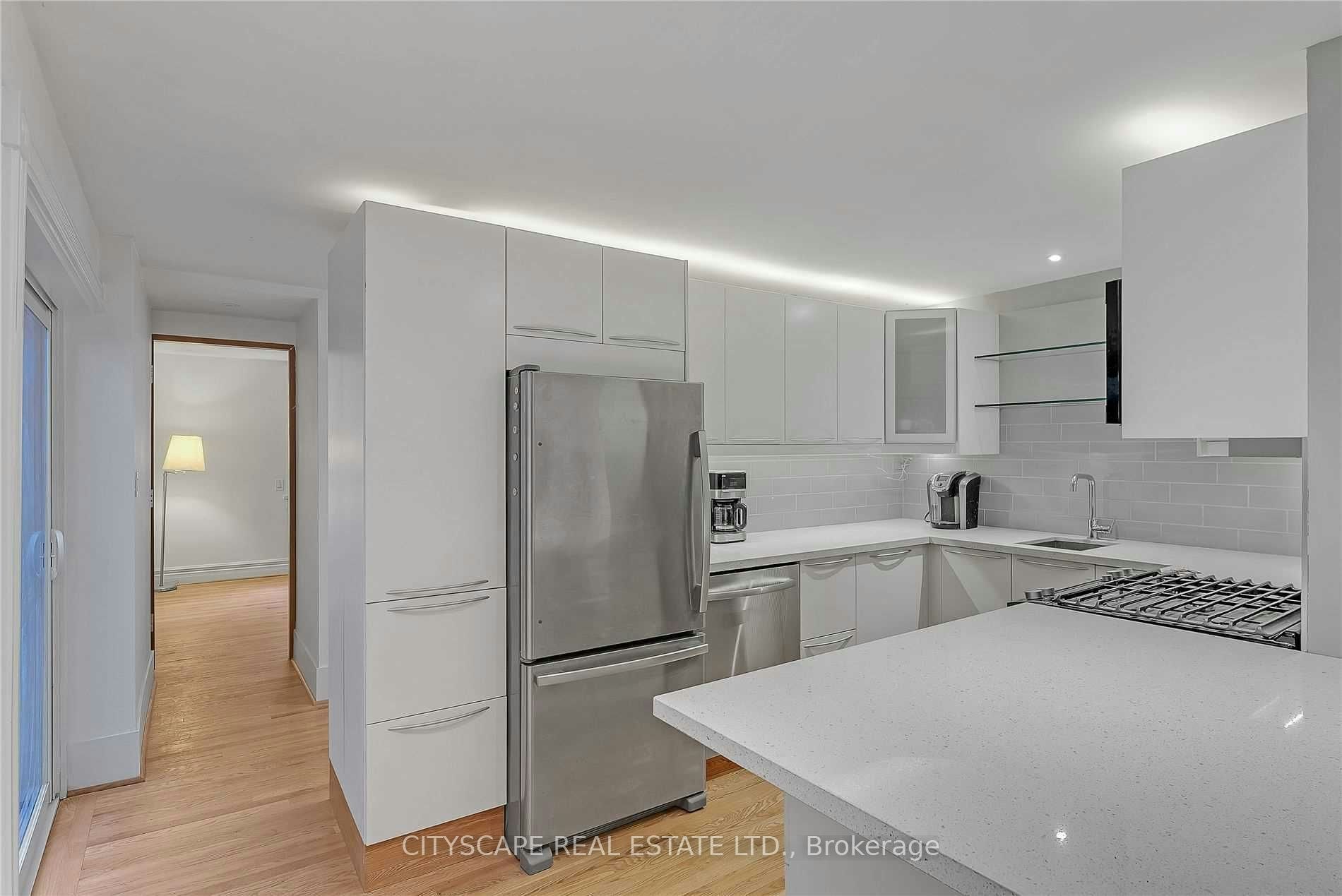 #2 Upper-180 Strachan Avenue, Toronto, ON, M6J 2S9 - 10