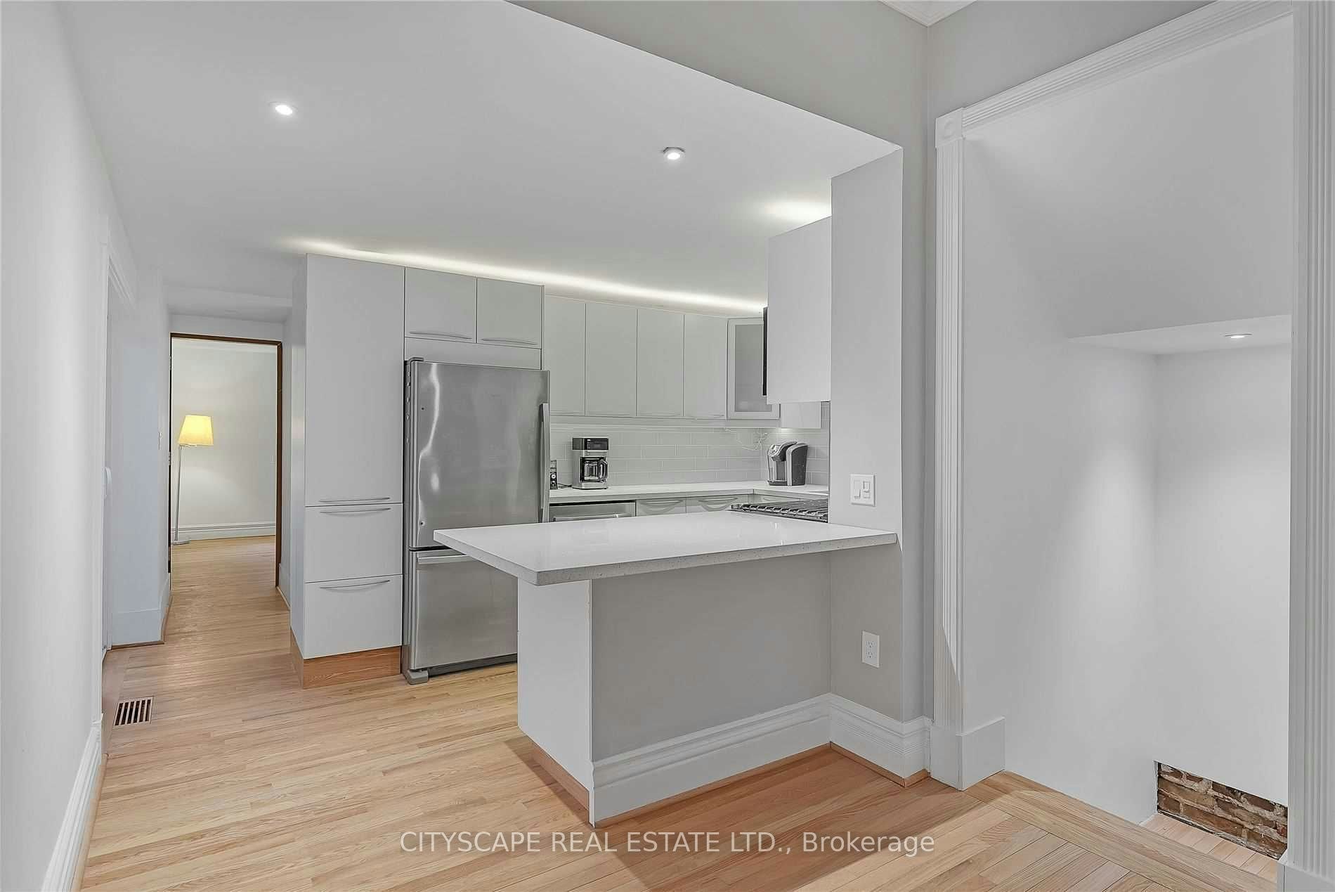 #2 Upper-180 Strachan Avenue, Toronto, ON, M6J 2S9 - 9