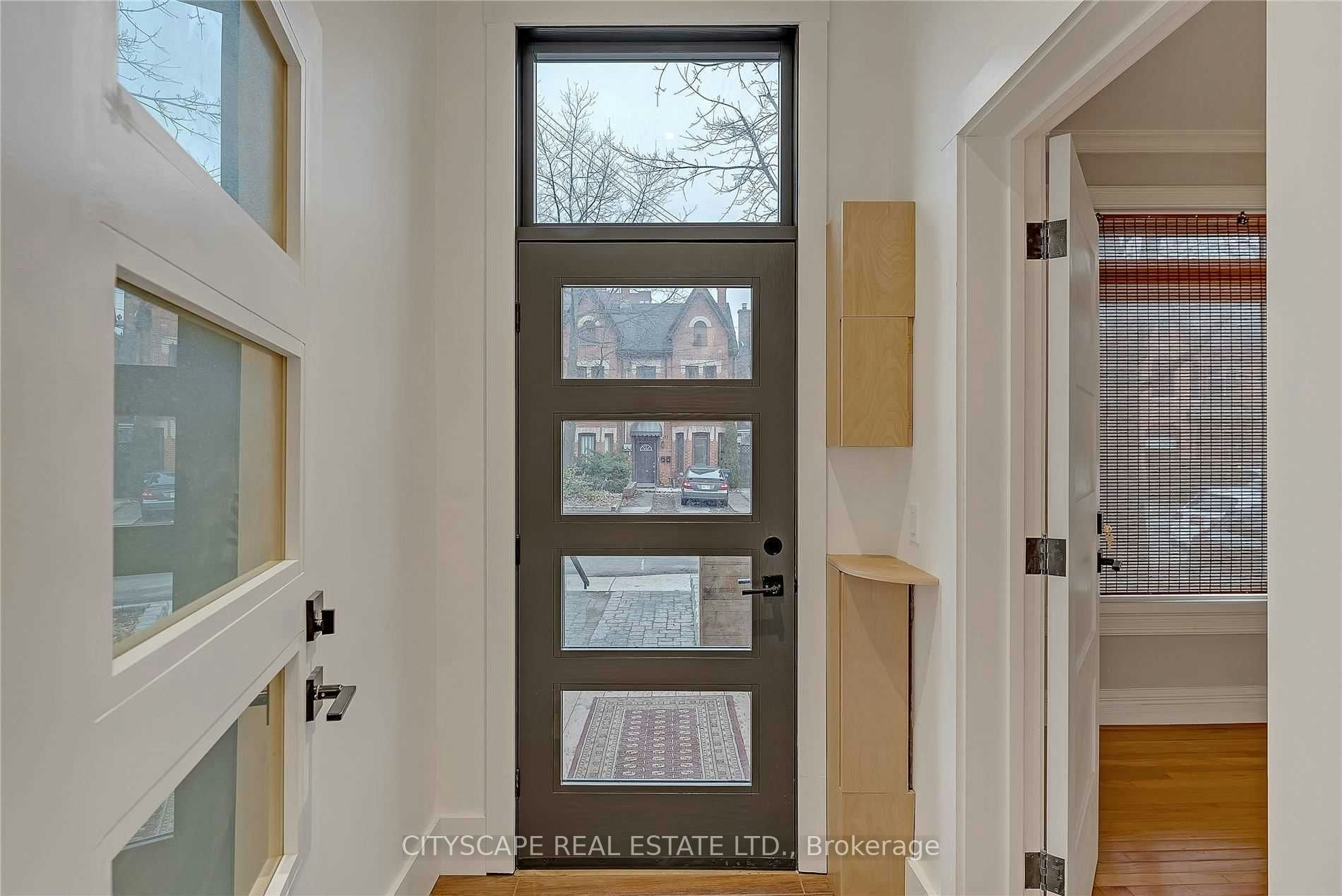 #2 Upper-180 Strachan Avenue, Toronto, ON, M6J 2S9 - 3