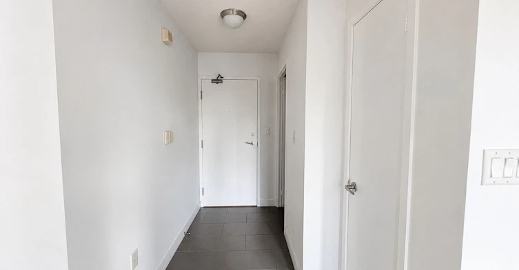 1103-15 Fort York Boulevard, Toronto, ON, M5V 3Y4 - 2
