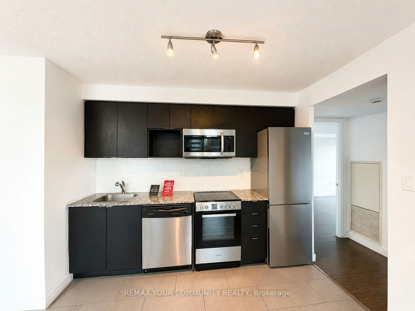 1103-15 Fort York Boulevard, Toronto, ON, M5V 3Y4 - 6