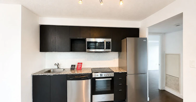 1103-15 Fort York Boulevard, Toronto, ON, M5V 3Y4 - 6