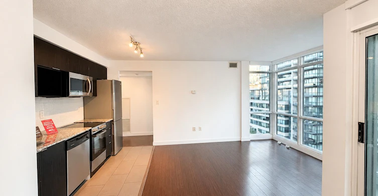 1103-15 Fort York Boulevard, Toronto, ON, M5V 3Y4