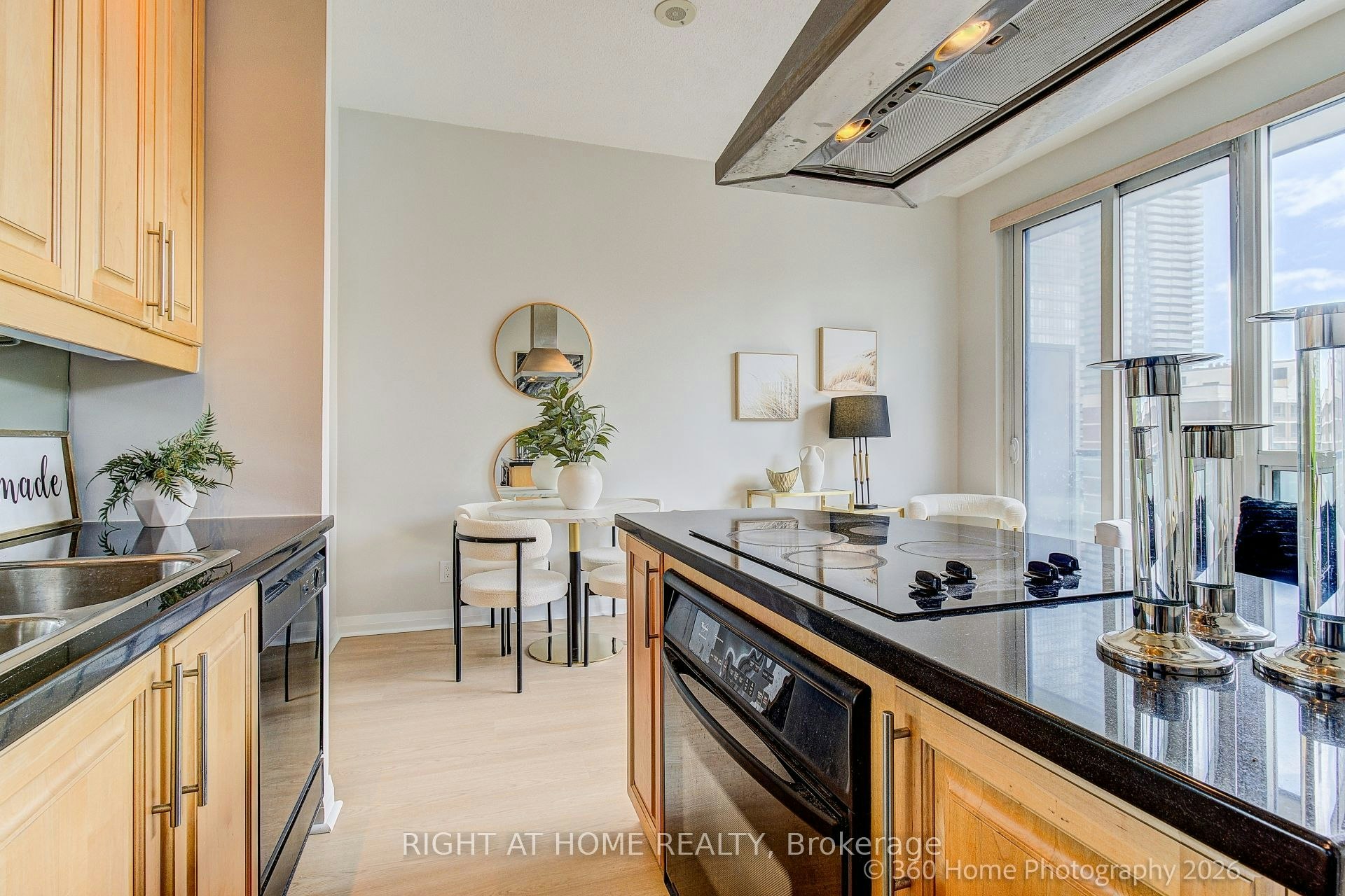 1907-1121 Bay Street, Toronto, ON, M5S 2B3 - 12
