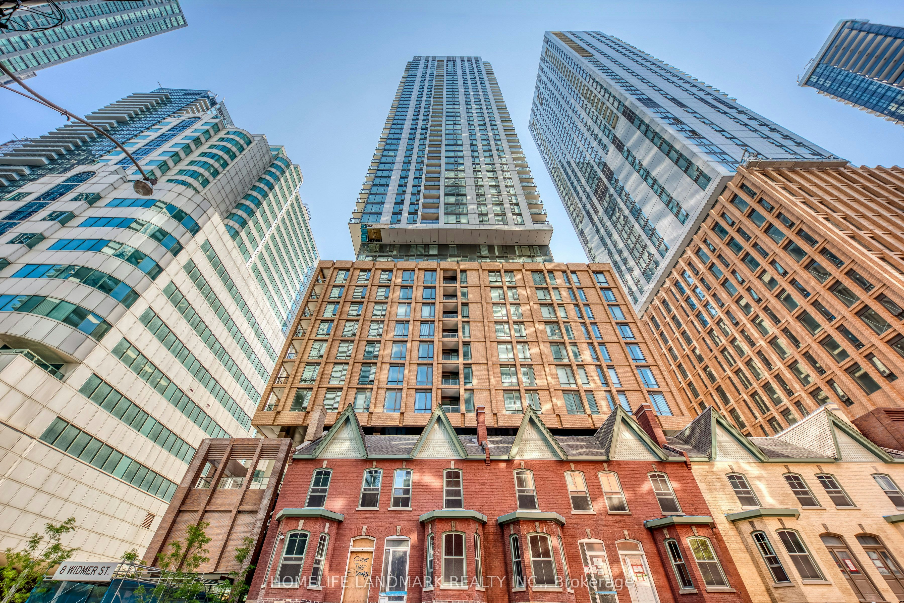2411-8 Widmer Street, Toronto, ON, M5V 0W6