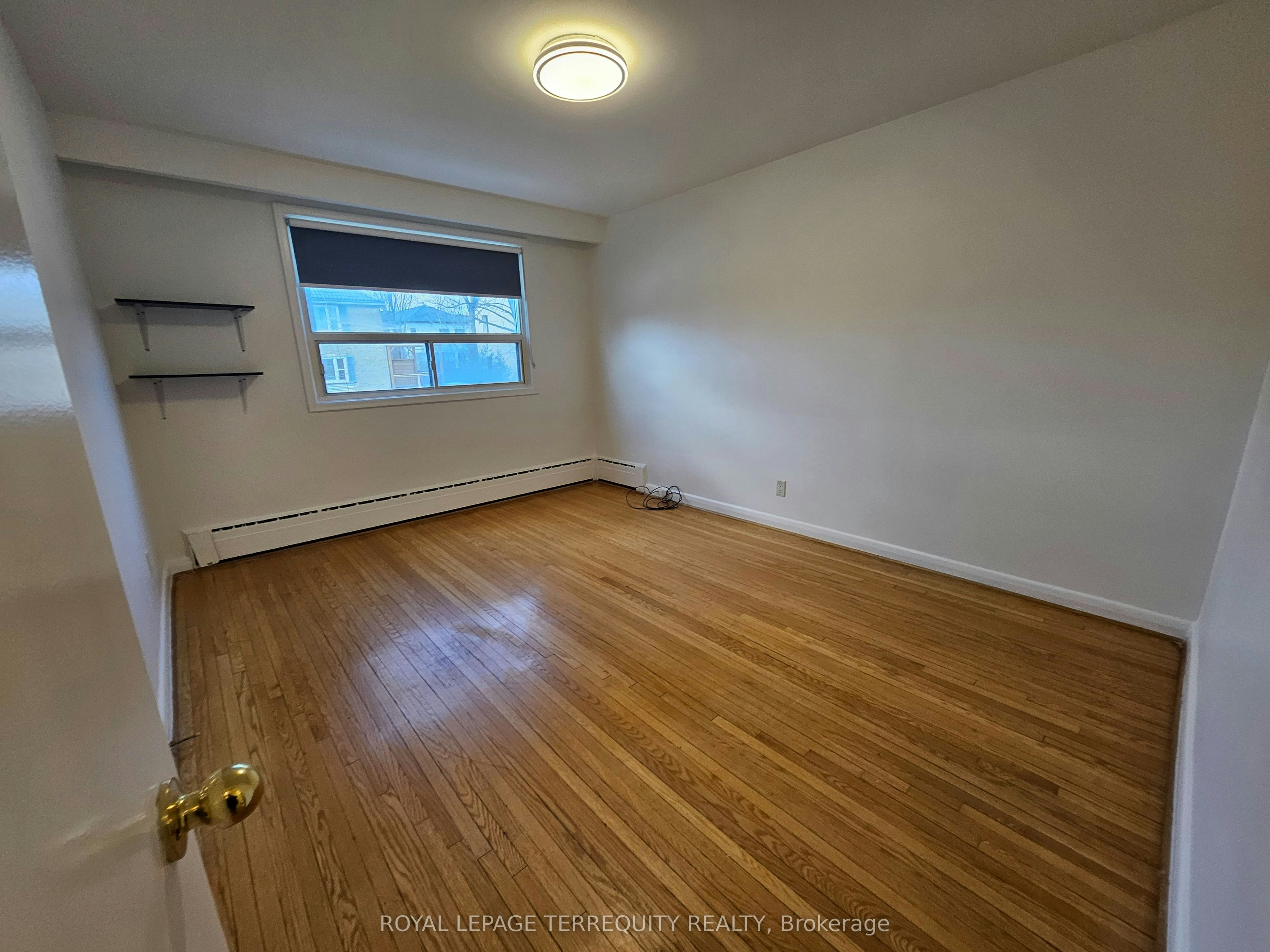 3-401 Winnett Avenue, Toronto, ON, M6C 3M2 - 22