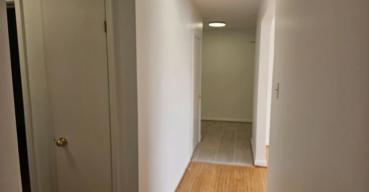 3-401 Winnett Avenue, Toronto, ON, M6C 3M2 - 11